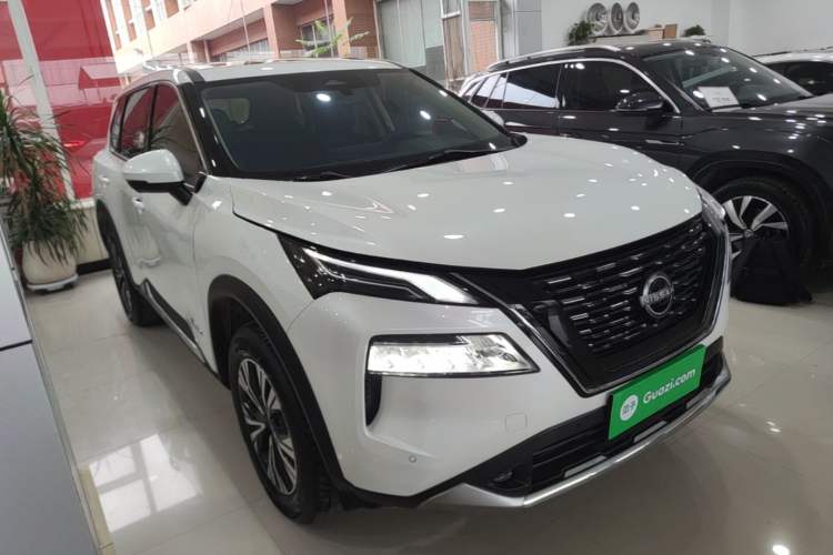 Used Nissan X-Trail 2023 e-POWER Ultra-Hybrid Dual-Motor All-Wheel-Drive Luxury Edition Front Right 45 Deg