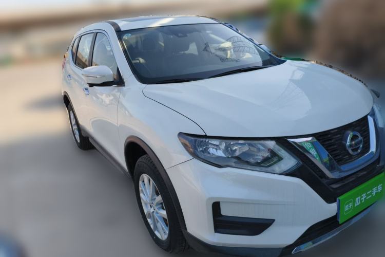 Used Nissan X-Trail 2023 Classic 2.0L Two-Wheel Drive Smart Connect & Comfort Edition Front Right 45 Deg