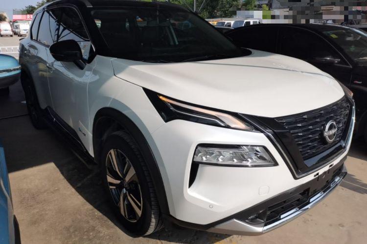 Used Nissan X-Trail 2023 e-POWER Ultra-Hybrid Dual-Motor All-Wheel-Drive Supreme Edition Front Right 45 Deg