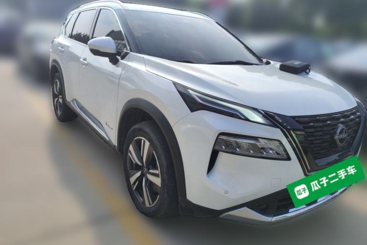 Used Nissan X-Trail 2023 e-POWER Ultra-Hybrid Dual-Motor All-Wheel-Drive Supreme Edition Front Right 45 Deg
