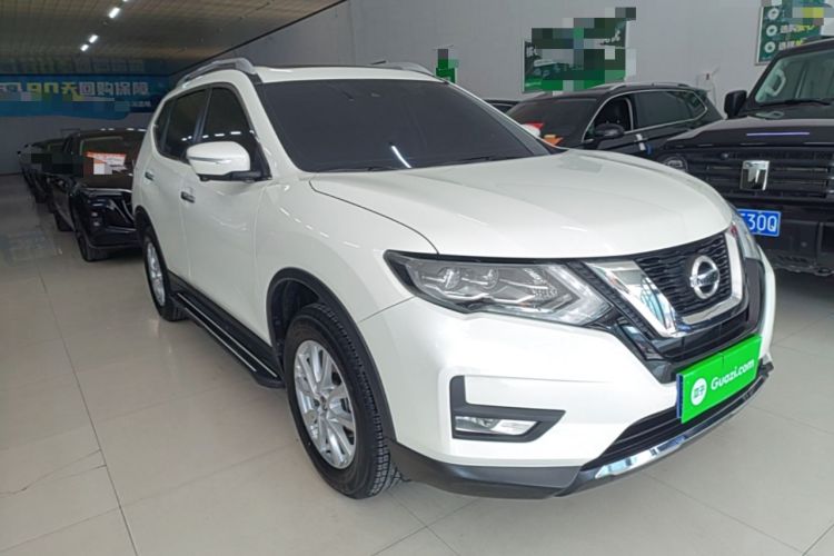 Used Nissan X-Trail 2023 Classic 2.0L Two-Wheel Drive Smart Connect Premium Edition Front Right 45 Deg