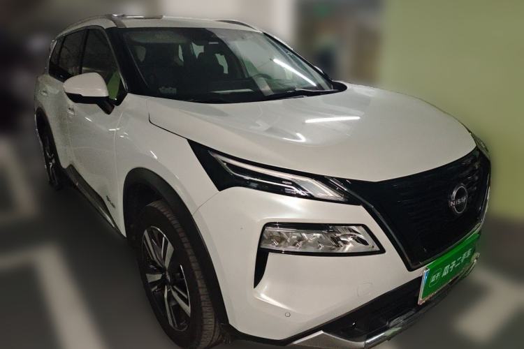 Used Nissan X-Trail 2023 e-POWER Ultra-Hybrid Dual-Motor All-Wheel-Drive Supreme Edition Front Right 45 Deg