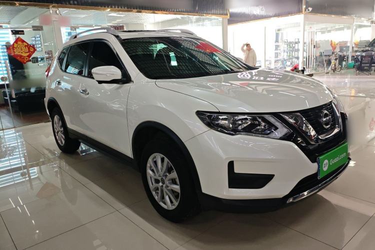 Used Nissan X-Trail 2023 Classic 2.0L Two-Wheel Drive Smart Connect & Comfort Edition Front Right 45 Deg