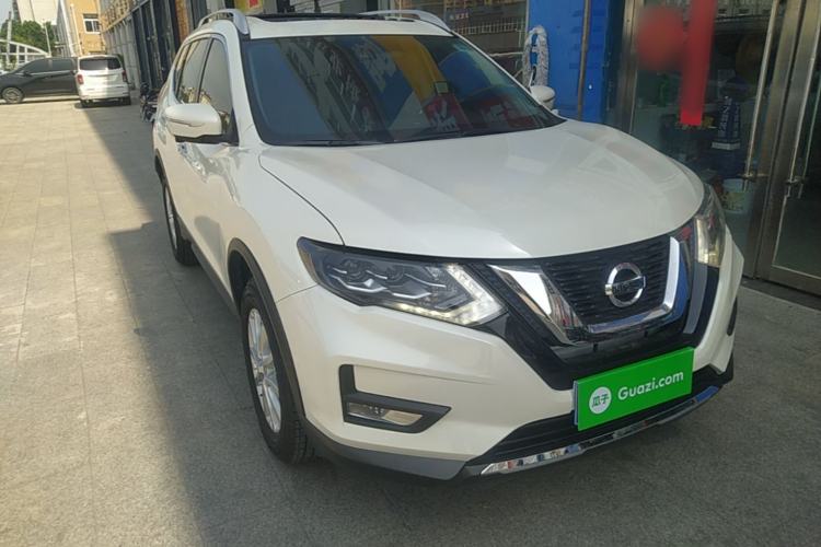 Used Nissan X-Trail 2023 Classic 2.0L Two-Wheel Drive Smart Connect Premium Edition Front Right 45 Deg