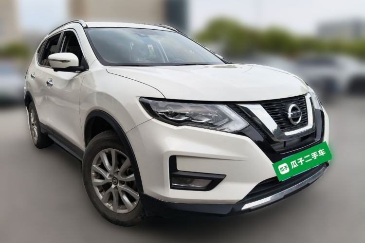 Used Nissan X-Trail 2023 Classic 2.0L Two-Wheel Drive Smart Connect Premium Edition Front Right 45 Deg