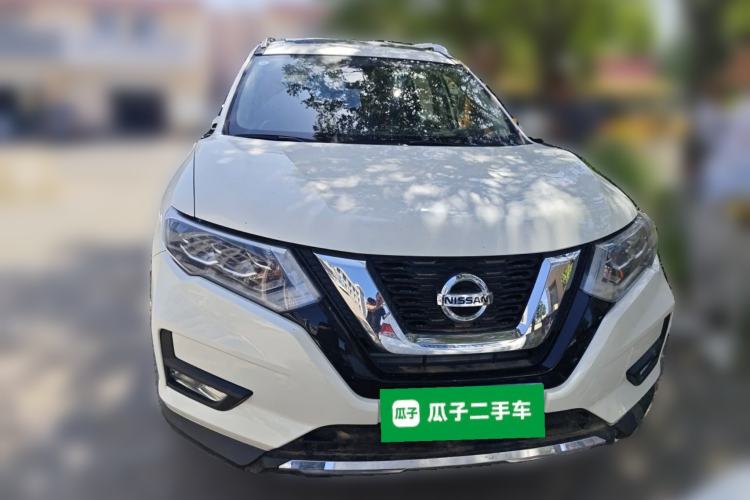 Used Nissan X-Trail 2023 Classic 2.0L Two-Wheel Drive Smart Connect Premium Edition Front