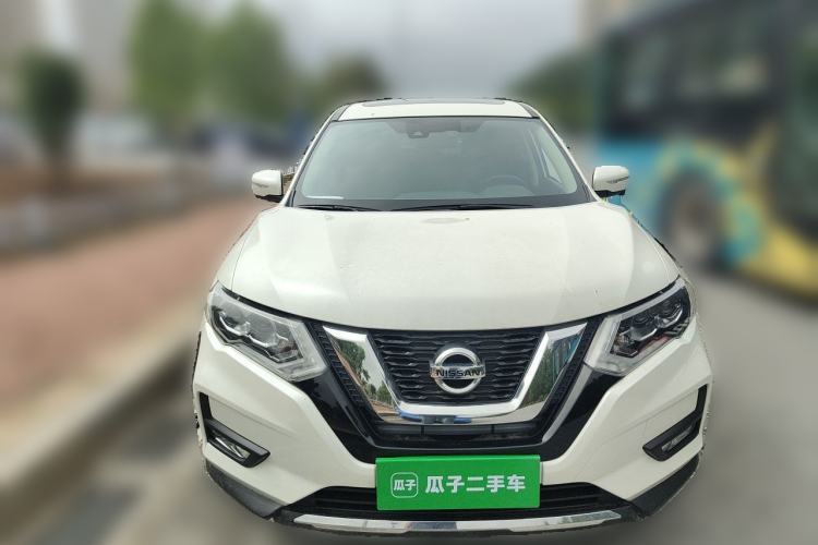 Used Nissan X-Trail 2023 Classic 2.0L Two-Wheel Drive Smart Connect Premium Edition Front