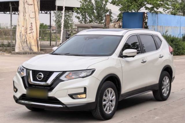 Used Nissan X-Trail 2023 Classic 2.0L Two-Wheel Drive Smart Connect Premium Edition