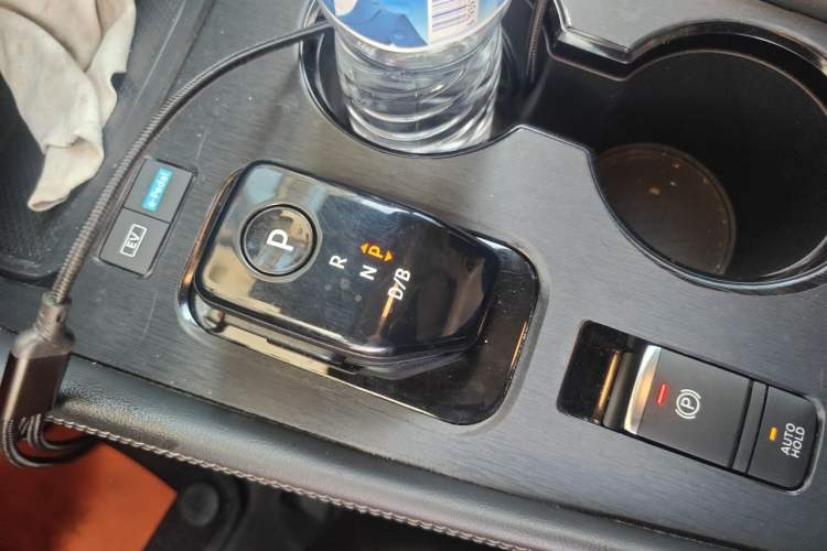 Used Nissan X-Trail 2023 e-POWER Ultra-Hybrid Dual-Motor All-Wheel-Drive Luxury Edition Gear Lever