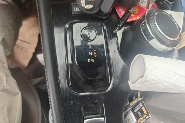 Used Nissan X-Trail 2023 e-POWER Ultra-Hybrid Dual-Motor All-Wheel-Drive Luxury Edition Gear Lever