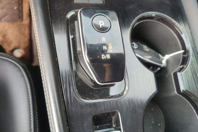 Used Nissan X-Trail 2023 e-POWER Ultra-Hybrid Dual-Motor All-Wheel-Drive Supreme Edition Gear Lever