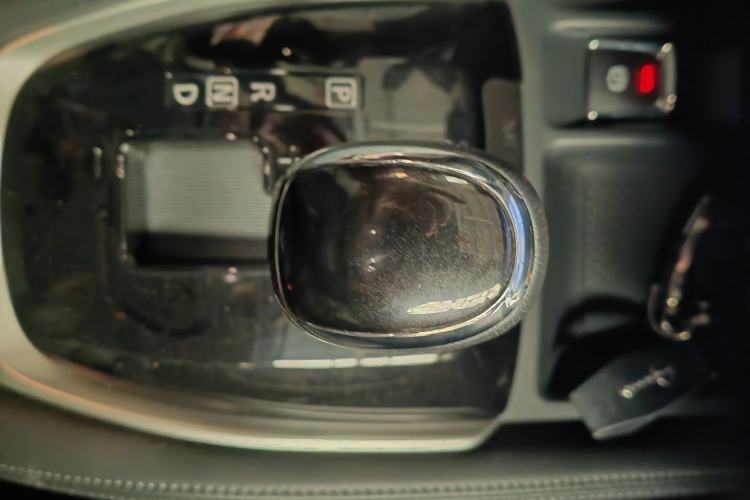 Used Nissan X-Trail 2023 Classic 2.0L Two-Wheel Drive Smart Connect Premium Edition Gear Lever