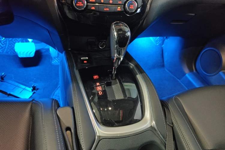 Used Nissan X-Trail 2023 Classic 2.0L Two-Wheel Drive Smart Connect Premium Edition Gear Lever