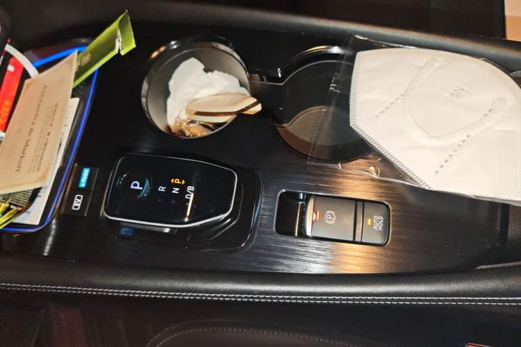 Used Nissan X-Trail 2023 e-POWER Ultra-Hybrid Dual-Motor All-Wheel-Drive Supreme Edition Gear Lever