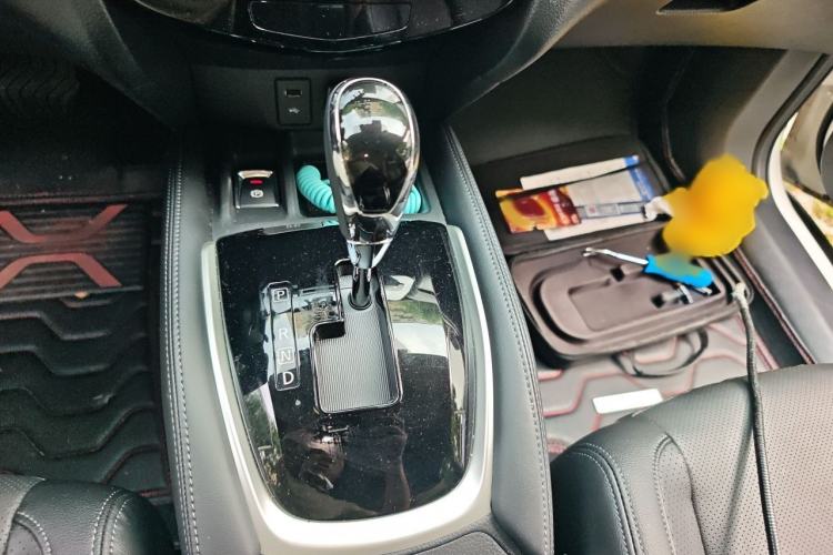 Used Nissan X-Trail 2023 Classic 2.0L Two-Wheel Drive Smart Connect Premium Edition Gear Lever