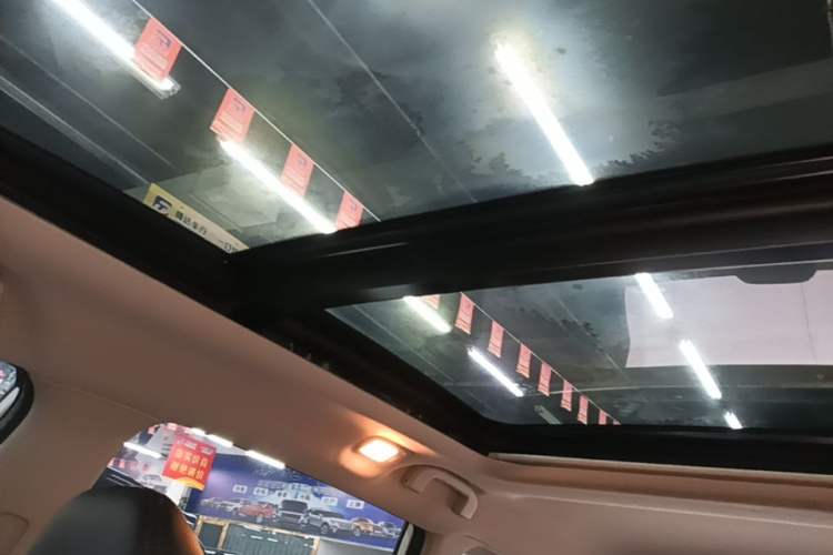 Used Nissan X-Trail 2023 Classic 2.0L Two-Wheel Drive Smart Connect Premium Edition Headliner