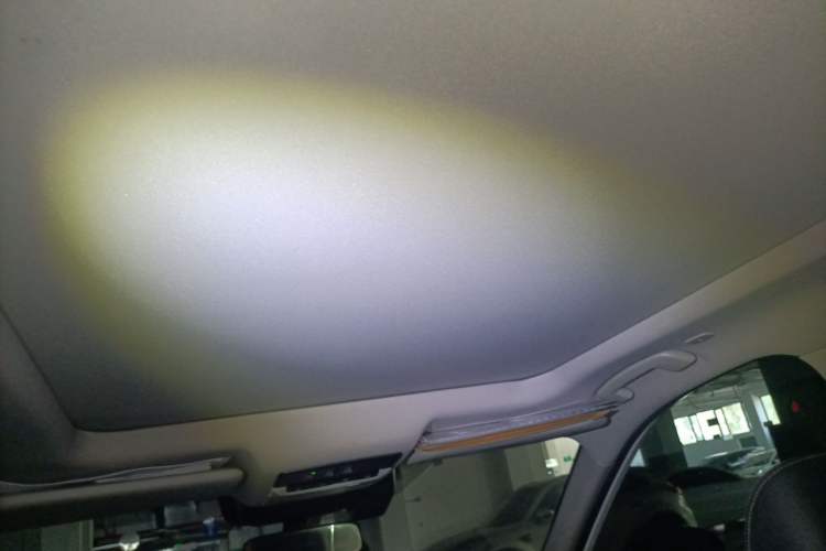 Used Nissan X-Trail 2023 e-POWER Ultra-Hybrid Dual-Motor All-Wheel-Drive Luxury Edition Headliner