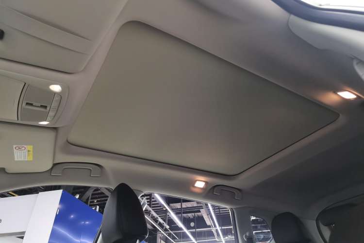 Used Nissan X-Trail 2023 Classic 2.0L Two-Wheel Drive Smart Connect Premium Edition Headliner