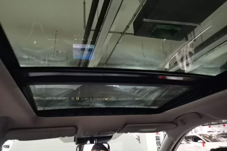 Used Nissan X-Trail 2023 Classic 2.0L Two-Wheel Drive Smart Connect Premium Edition Headliner