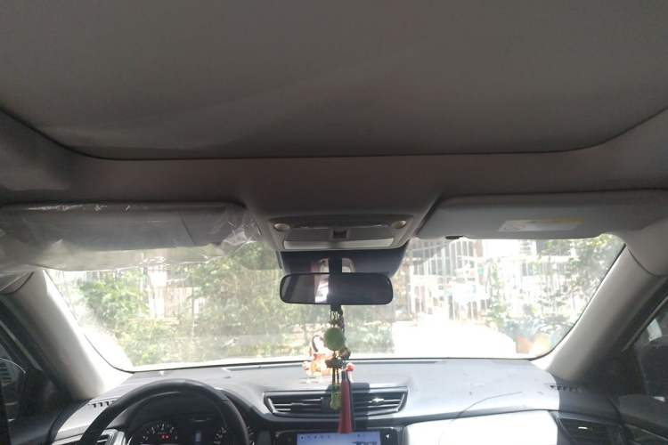 Used Nissan X-Trail 2023 Classic 2.0L Two-Wheel Drive Smart Connect & Comfort Edition Headliner