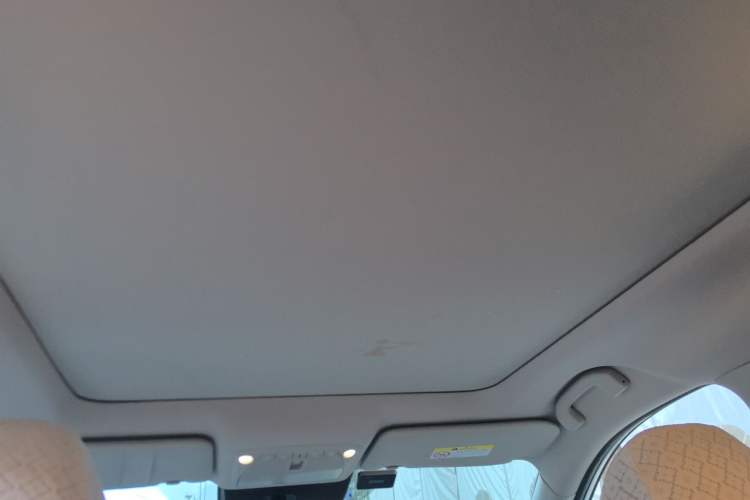 Used Nissan X-Trail 2023 Classic 2.0L Two-Wheel Drive Smart Connect Premium Edition Headliner