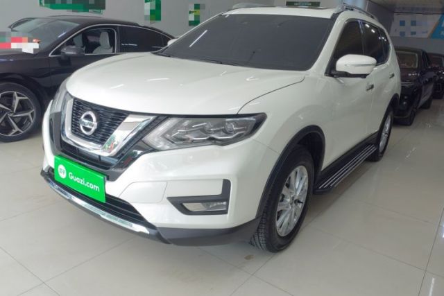 Used Nissan X-Trail 2023 Classic 2.0L Two-Wheel Drive Smart Connect Premium Edition