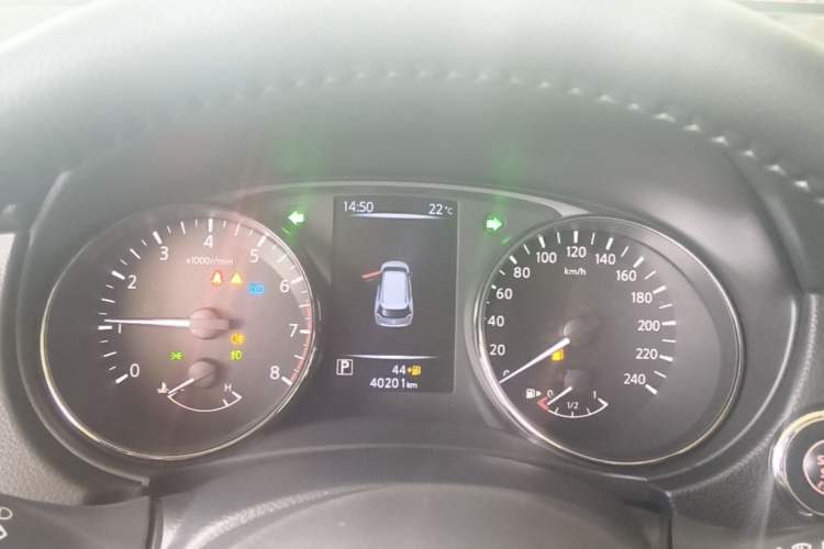 Used Nissan X-Trail 2023 Classic 2.0L Two-Wheel Drive Smart Connect Premium Edition Instrument Cluster