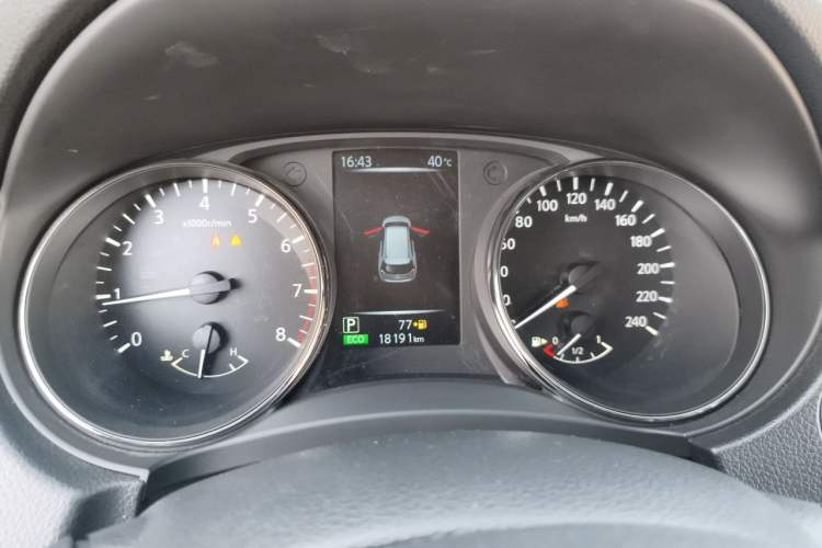 Used Nissan X-Trail 2023 Classic 2.0L Two-Wheel Drive Smart Connect & Comfort Edition Instrument Cluster