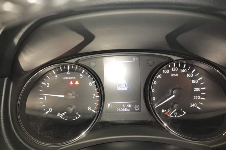 Used Nissan X-Trail 2023 Classic 2.0L Two-Wheel Drive Smart Connect Premium Edition Instrument Cluster
