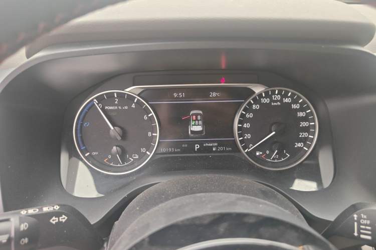 Used Nissan X-Trail 2023 e-POWER Ultra-Hybrid Dual-Motor All-Wheel-Drive Luxury Edition Instrument Cluster