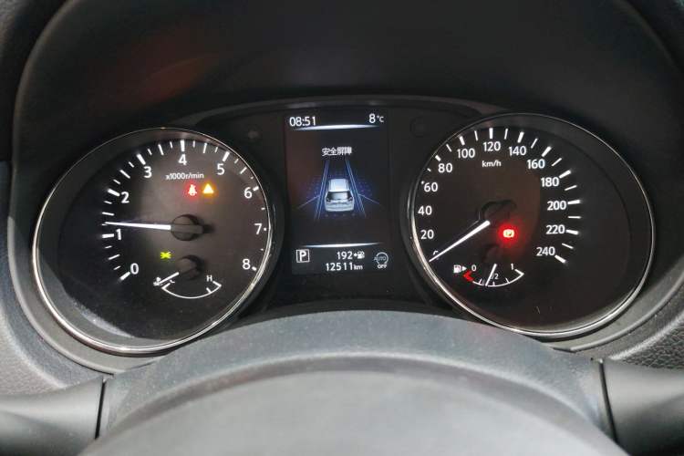 Used Nissan X-Trail 2023 Classic 2.0L Two-Wheel Drive Smart Connect Premium Edition Instrument Cluster