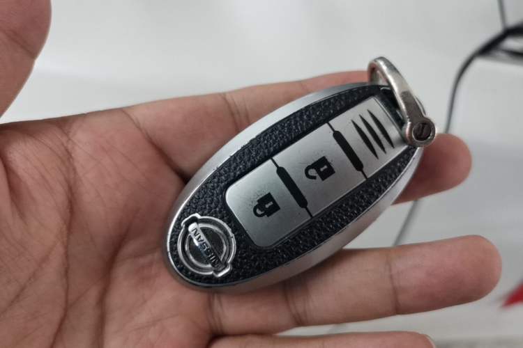 Used Nissan X-Trail 2023 Classic 2.0L Two-Wheel Drive Smart Connect Premium Edition Interior 1