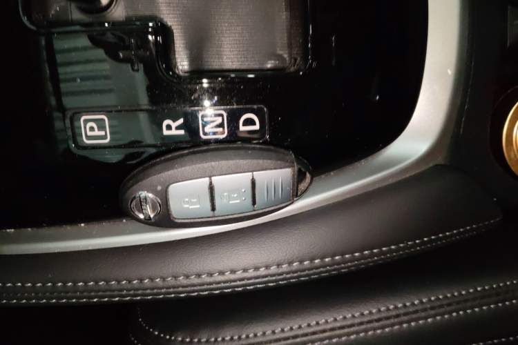 Used Nissan X-Trail 2023 Classic 2.0L Two-Wheel Drive Smart Connect & Comfort Edition Interior 1