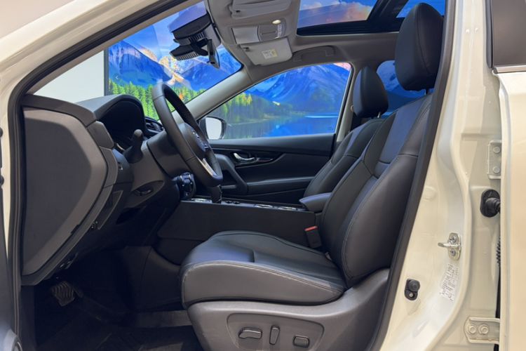 Used Nissan X-Trail 2023 Classic 2.0L Two-Wheel Drive Smart Connect & Comfort Edition Interior 10