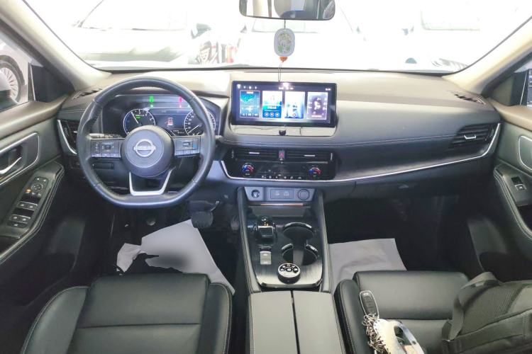 Used Nissan X-Trail 2023 e-POWER Ultra-Hybrid Dual-Motor All-Wheel-Drive Luxury Edition Interior 2