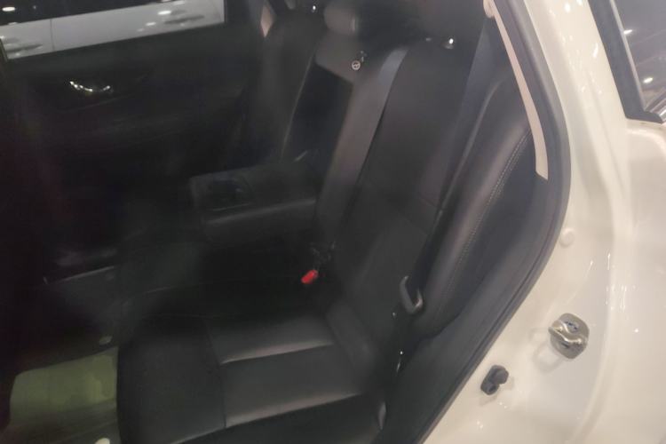 Used Nissan X-Trail 2023 Classic 2.0L Two-Wheel Drive Smart Connect Premium Edition Interior 4