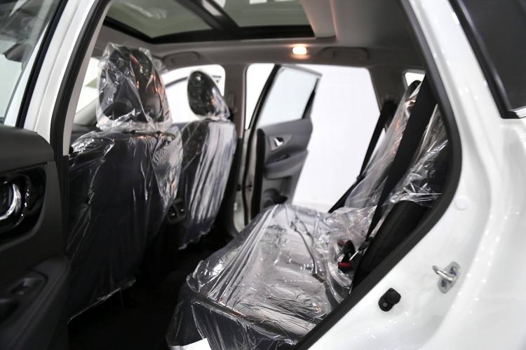 Used Nissan X-Trail 2023 Classic 2.0L Two-Wheel Drive Smart Connect Premium Edition Interior 4