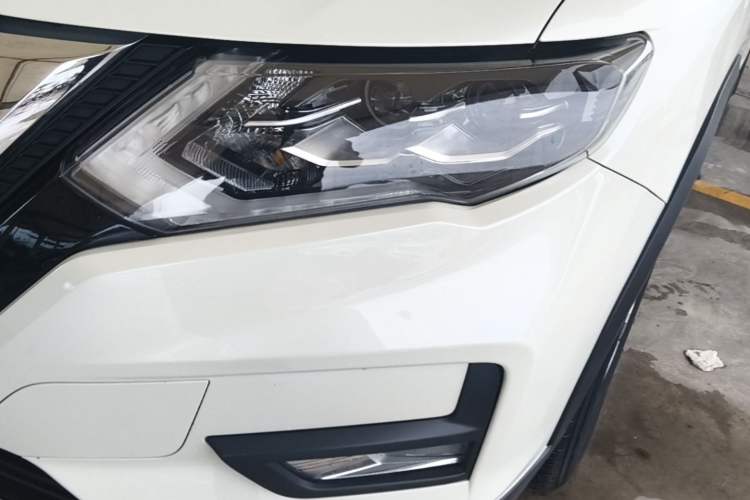 Used Nissan X-Trail 2023 Classic 2.0L Two-Wheel Drive Smart Connect Premium Edition Left Front Headlight