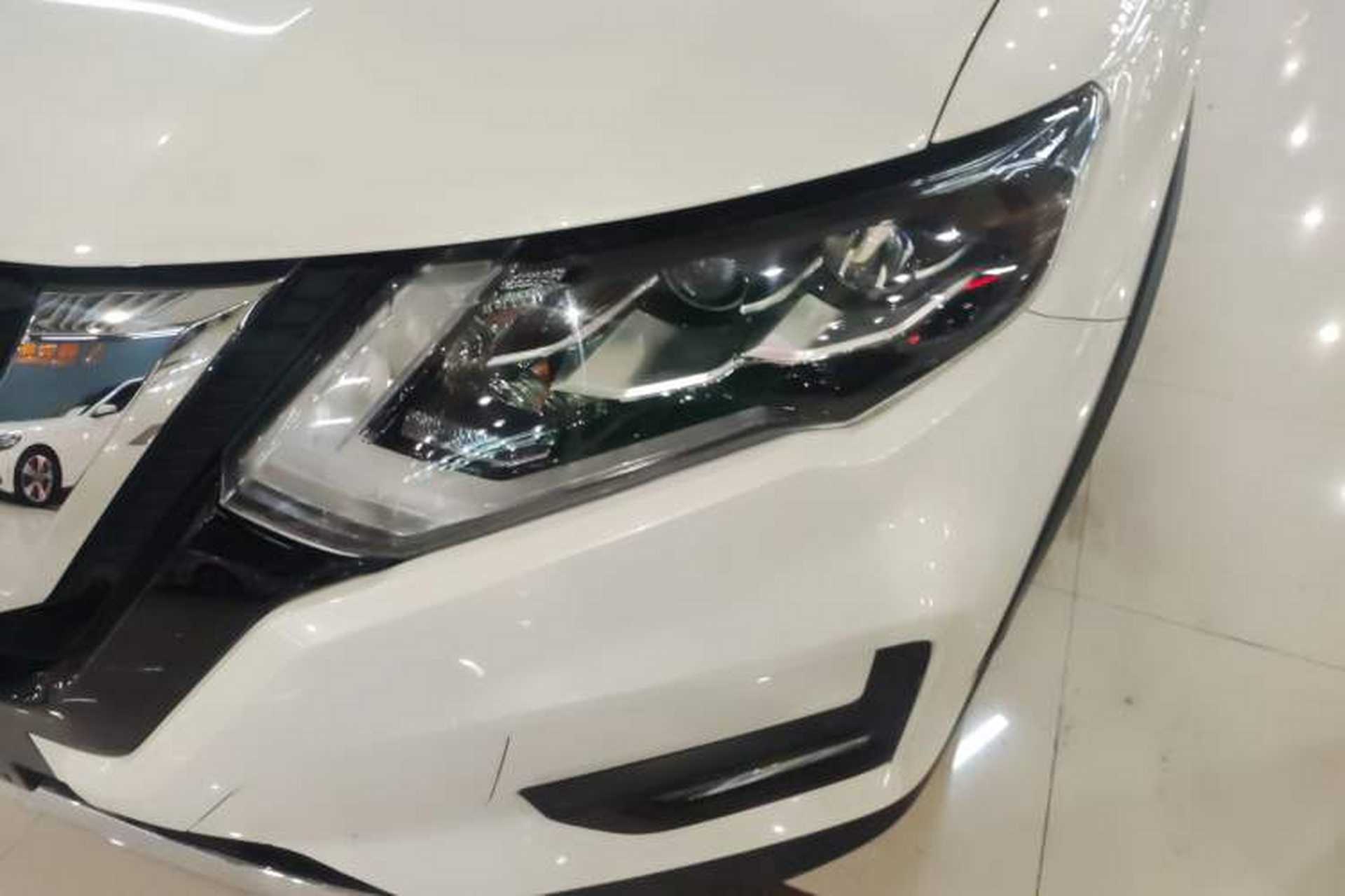 Used Nissan X-Trail 2023 Classic 2.0L Two-Wheel Drive Smart Connect Premium Edition Left Front Headlight