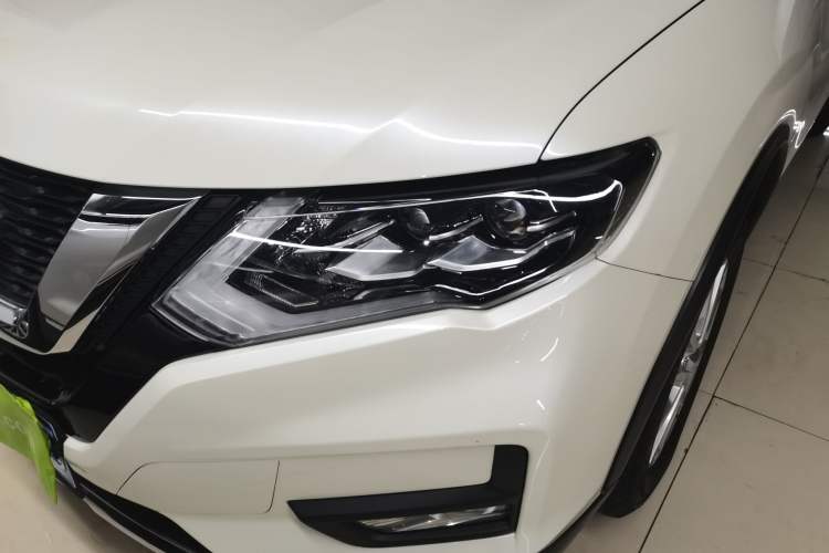 Used Nissan X-Trail 2023 Classic 2.0L Two-Wheel Drive Smart Connect Premium Edition Left Front Headlight
