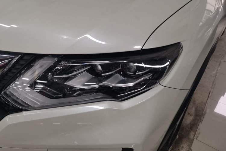 Used Nissan X-Trail 2023 Classic 2.0L Two-Wheel Drive Smart Connect Premium Edition Left Front Headlight