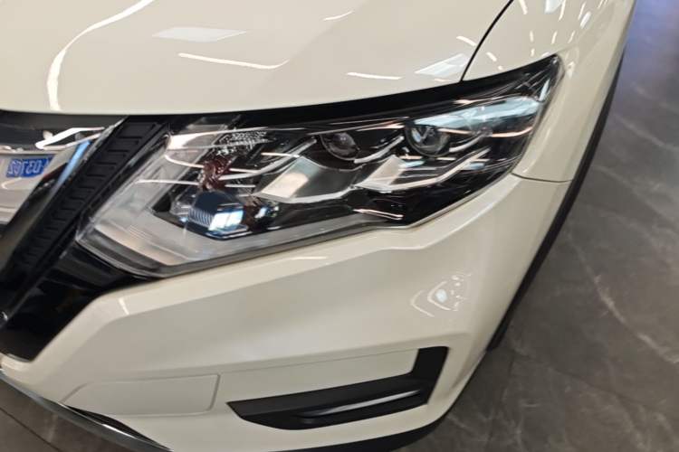 Used Nissan X-Trail 2023 Classic 2.0L Two-Wheel Drive Smart Connect Premium Edition Left Front Headlight