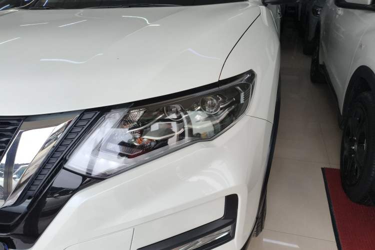 Used Nissan X-Trail 2023 Classic 2.0L Two-Wheel Drive Smart Connect Premium Edition Left Front Headlight