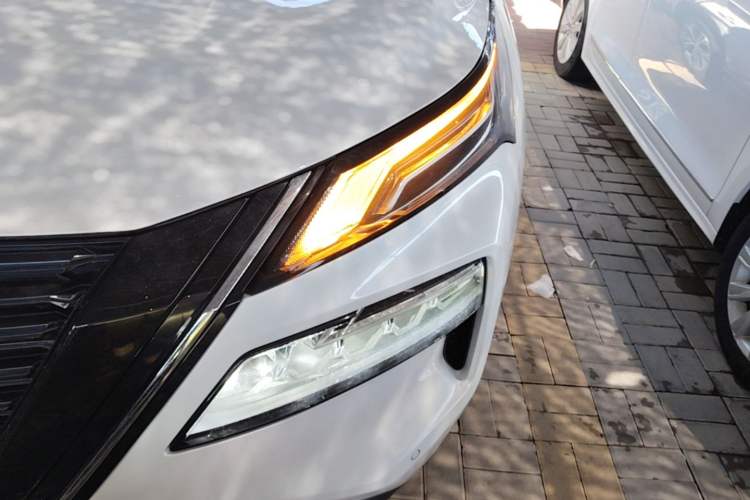 Used Nissan X-Trail 2023 e-POWER Ultra-Hybrid Dual-Motor All-Wheel-Drive Luxury Edition Left Front Headlight