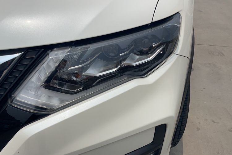 Used Nissan X-Trail 2023 Classic 2.0L Two-Wheel Drive Smart Connect Premium Edition Left Front Headlight