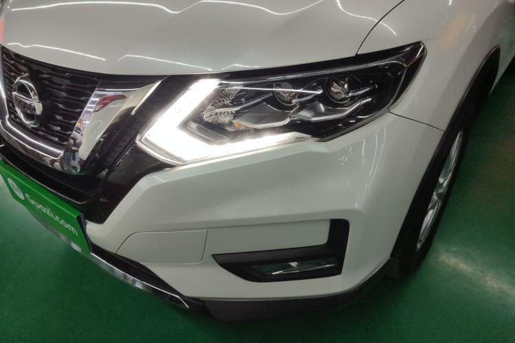 Used Nissan X-Trail 2023 Classic 2.0L Two-Wheel Drive Smart Connect Premium Edition Left Front Headlight