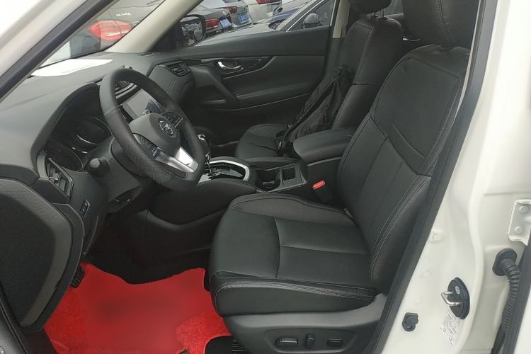 Used Nissan X-Trail 2023 Classic 2.0L Two-Wheel Drive Smart Connect Premium Edition Left Front Seat