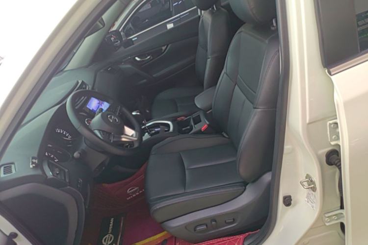 Used Nissan X-Trail 2023 Classic 2.0L Two-Wheel Drive Smart Connect Premium Edition Left Front Seat