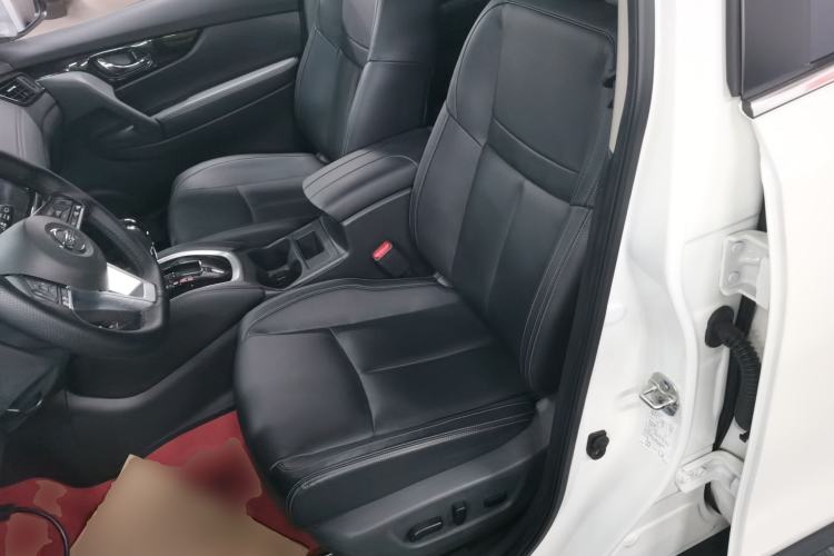 Used Nissan X-Trail 2023 Classic 2.0L Two-Wheel Drive Smart Connect & Comfort Edition Left Front Seat
