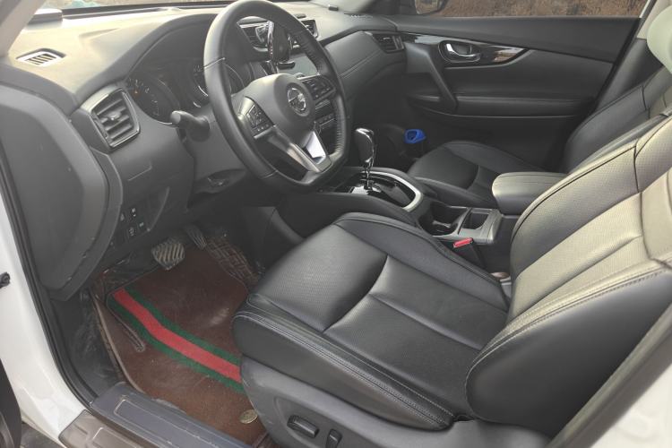 Used Nissan X-Trail 2023 Classic 2.0L Two-Wheel Drive Smart Connect & Comfort Edition Left Front Seat